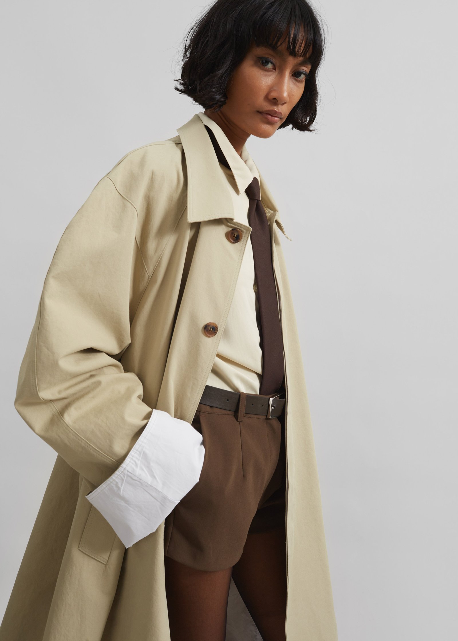 Arlise Oversized Trench Coat - Beige - Image 2